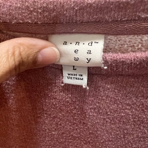 A New Day Mauve and Rose gold Sweatshirt Size L - Picture 2 of 5